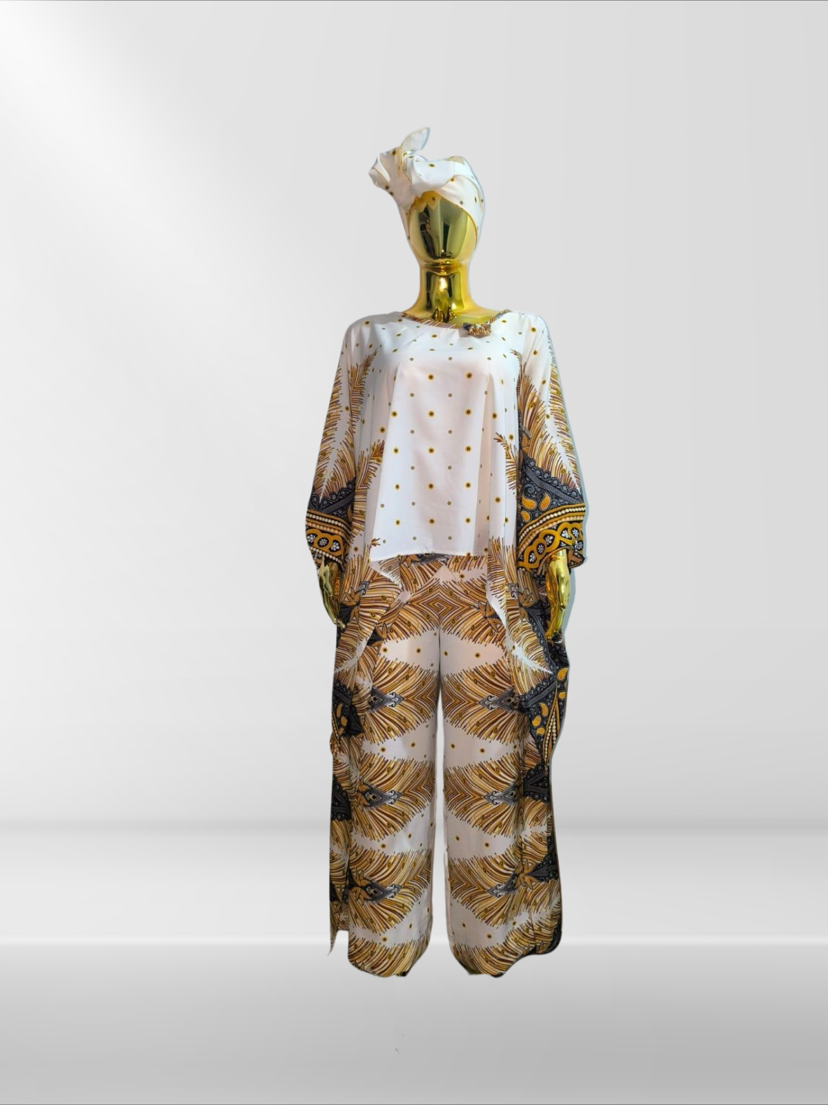 Ensemble pantalon et tunique avec foulard assorti