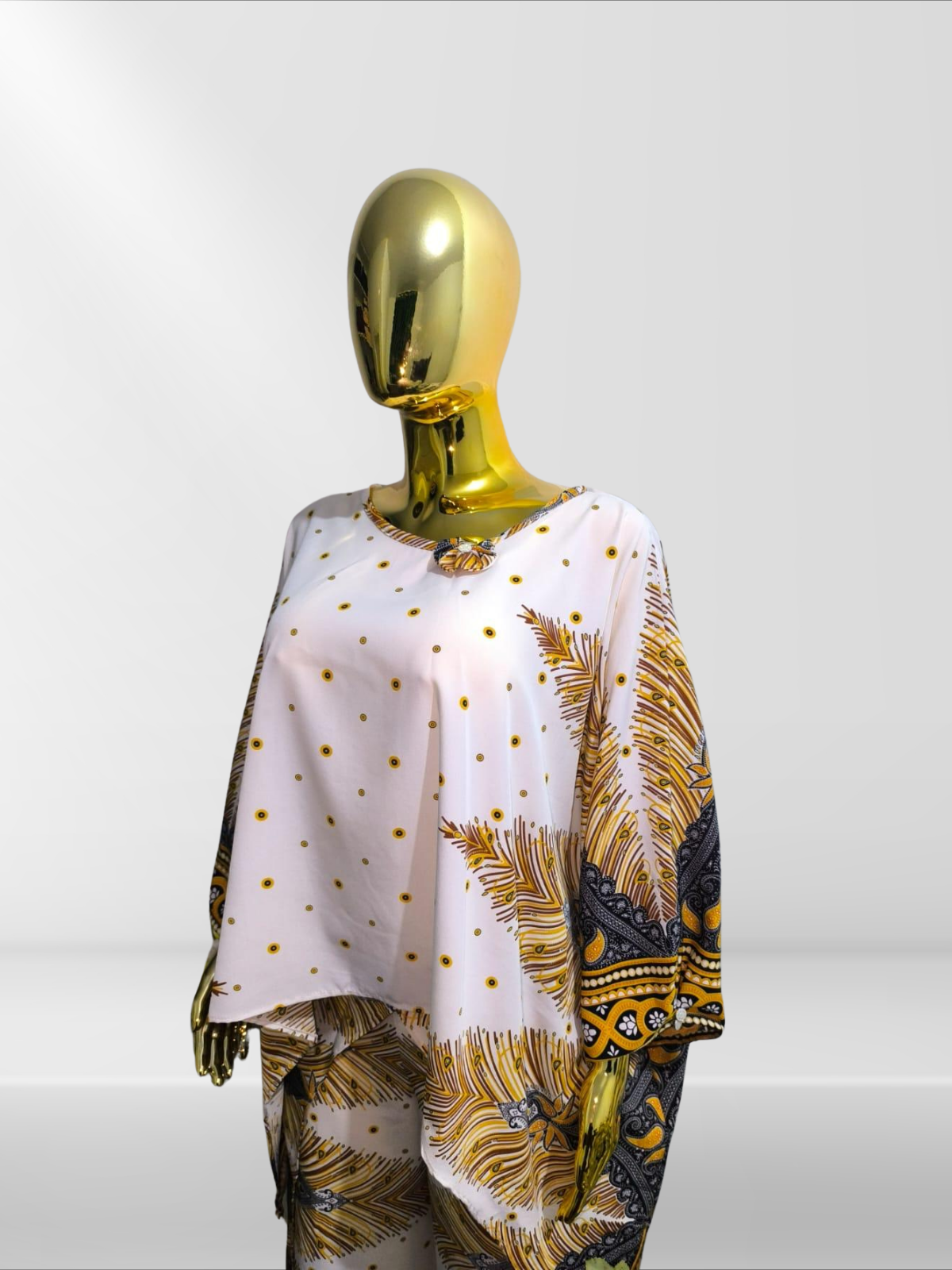 Ensemble pantalon et tunique avec foulard assorti