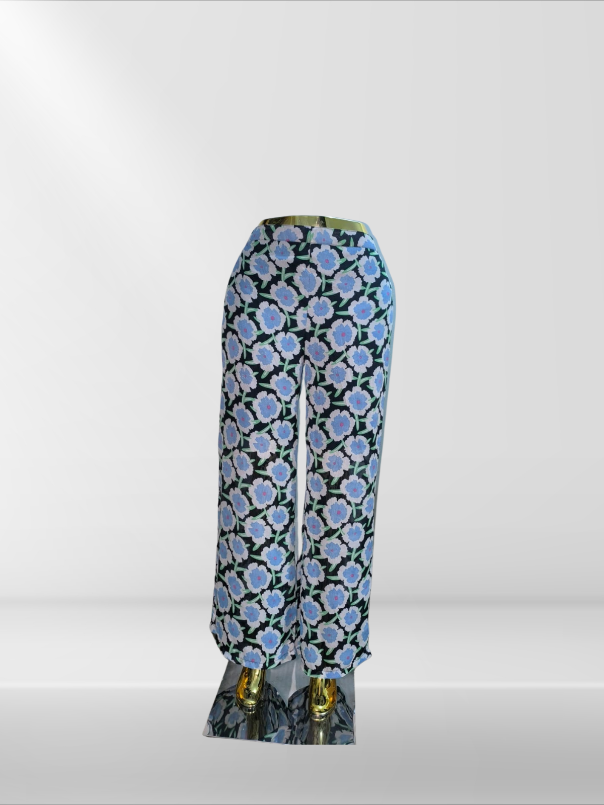 Ensemble pantalon et tunique asymétrique avec foulard assorti